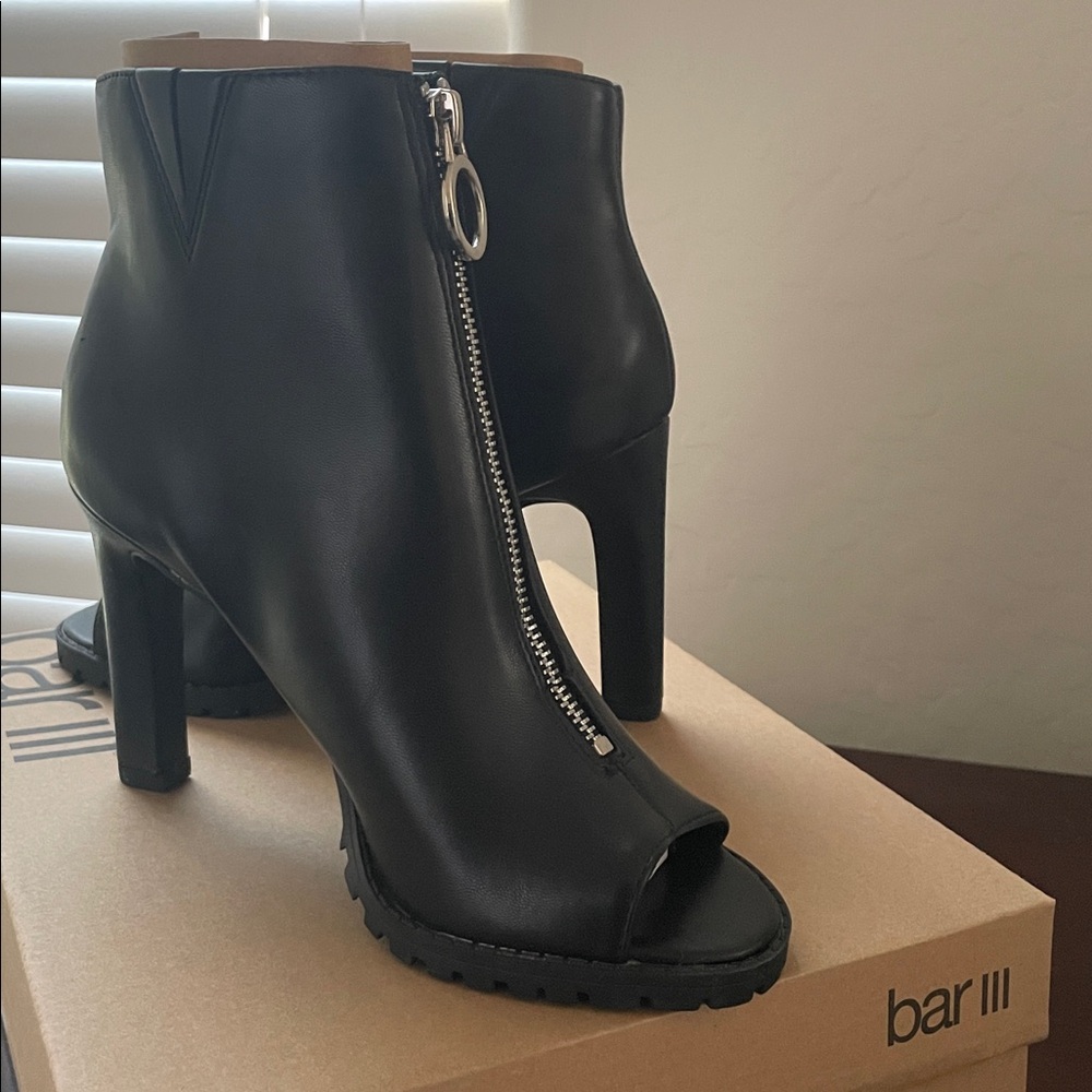 Bar III Womens Dillan P Faux Leather Ankle Shooties Size 6.5